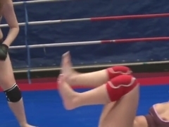 Curvy Lesbian Fingerfucking After Wrestling