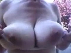 Huge Mature saggy tits playing