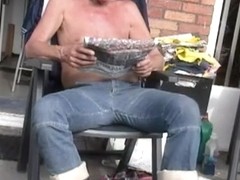 nlboots - reading in the sunshine