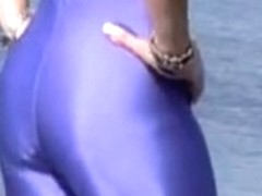 Candid booty video of girl in the blue spandex pants 08f