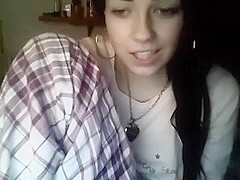 Perfect pussy play on a webcam