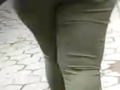 Brazilian BBW boucing her butt
