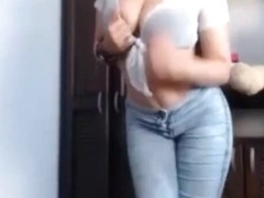 Babe great ass in jeans
