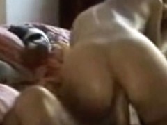 Muscled guy drilled beddable chick until had poured jizz