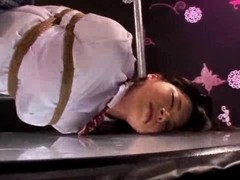 Curvy Japanese schoolgirl gets tied and fingered