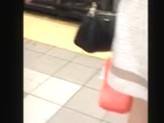 NYC subway voyeur sexy latina yoga pants