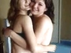 Two college babes made an amateur porn video in the dorms