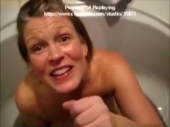 Wife masturbates and gives me bathtub BJ