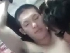 japan student on the bus