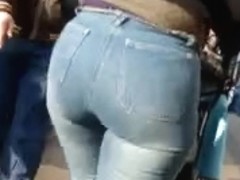 Big Booty Wide Jeans