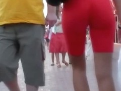 Candid street video of girls sexy ass and legs in short tights
