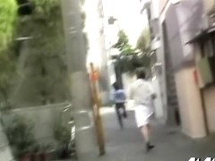 Nurse with the hot ass skirt sharked on the street in public