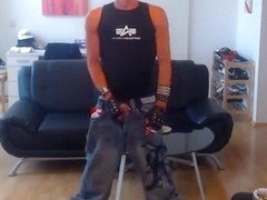 Smoking and wanking after gym in baggy (one cig and double)