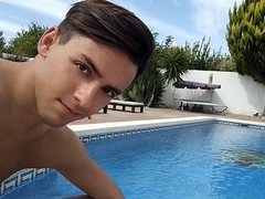 Cum Eating Boy In The Sun - Maxxie Wilde - TXXXMStudios