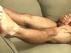 Hairy straight amateur cums on himself after masturbating