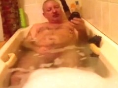 Bath, Smoke and Pump