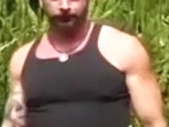 Follando con el jardinero