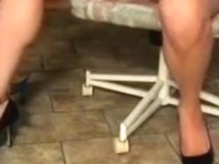 Heel dangling and orgasm