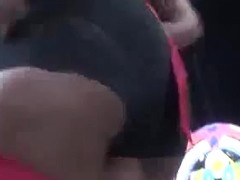 ScÃ¨ne adulte fou trans