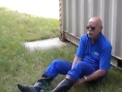 nlboots - hot day in august