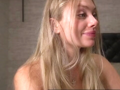 Hot girl on webcam masturbating live show