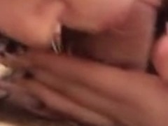 Teenage girlfriend sucking wang