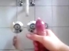 Markus Pelz wichst in Gummi 3