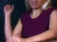 Gwen the 10-Pounder Teaser