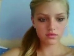 Little blonde cutie show flashes on cam