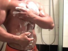 Muscle Shower