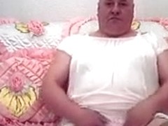 Fat girlsy posing #2