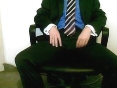 Contrast collar and cuffs