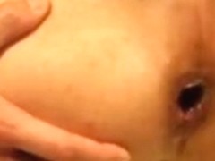 Harte Fistsession mit Plugs, Pumpdildo, etc. in Nahaufnahme