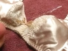 5x cum on plain but cute little bra