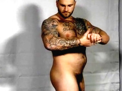 The guy site - Hairy Chris