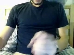 Dishy BF is having a good time in the apartment and shooting himself on computer webcam