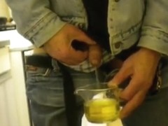 nlboots - bitk, green wellingtons, jeans and piss