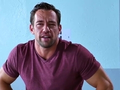 Sexy eye doctor Savannah Stevens fucking with a patient