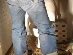 nlboots - toilet visit piss rubber boots jeans