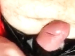 Im Regenanzug schoen ins PVC Hoeschen gespritzt