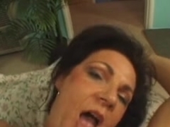 Super Sexy mother I'd like to fuck Deauxma