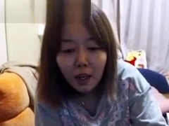 Japanese Teen Shows Her Body On Webcam