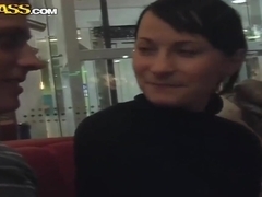 I picked up very young and cute curve Vika