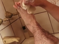 CLASSIC HIRSUTE SHOWER