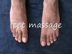 feet massage