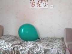 Qualatex 24 green balloon