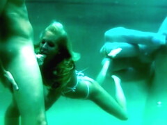 sex underwater 2