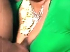 Kamini Aunty Likes Green Sex