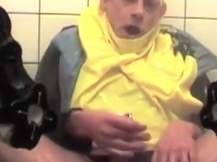 wet shiny nylon SPORTSWEAR