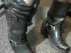 Seamus Furyes gets off with boots